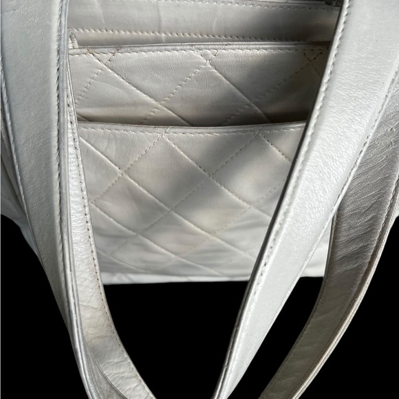 Caviar leather Chanel Quilted CC Bag - Picture 10 of 10